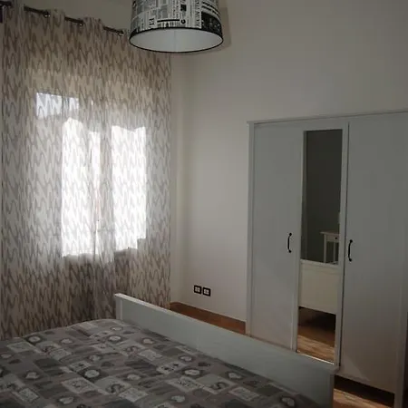 Doc House Apartment *